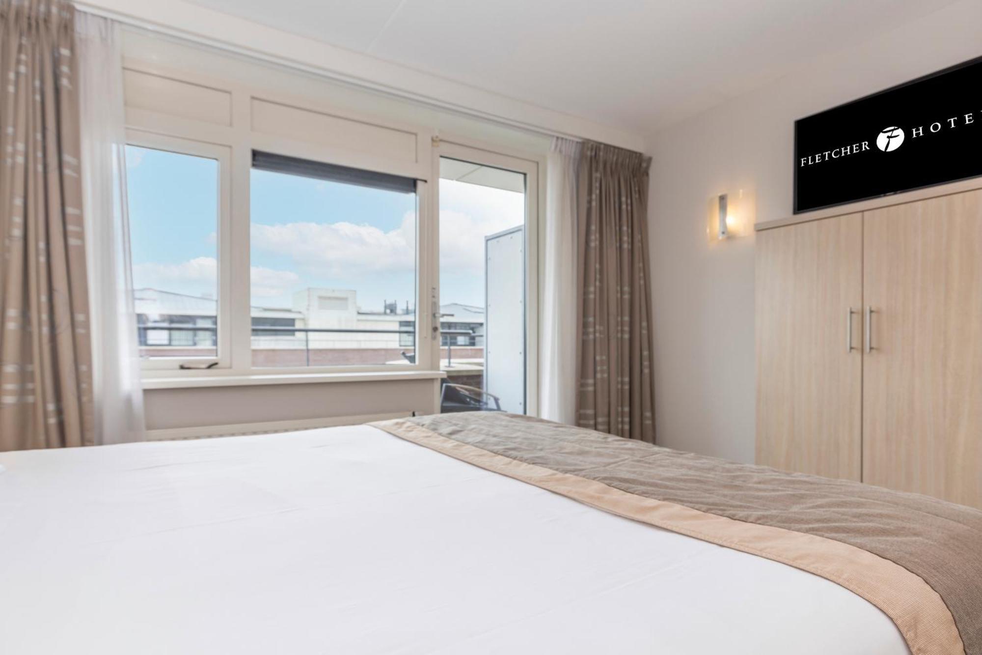 One-Bedroom Apartment,1603733768:JPEG
